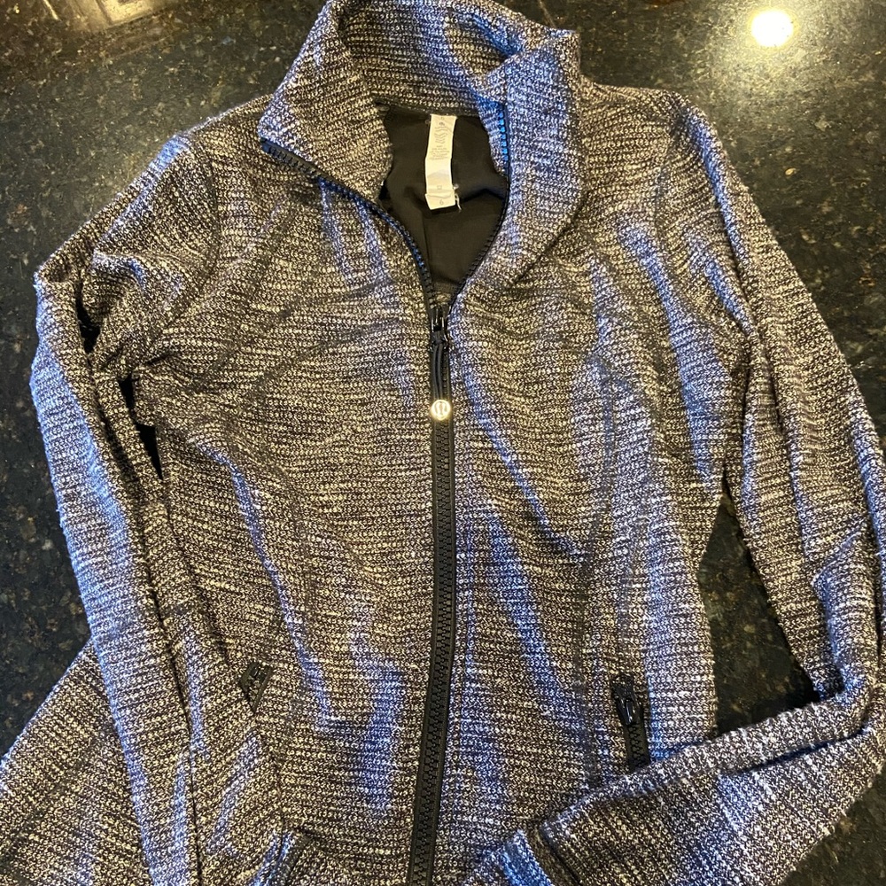 Lululemon jacket. Excellent condition